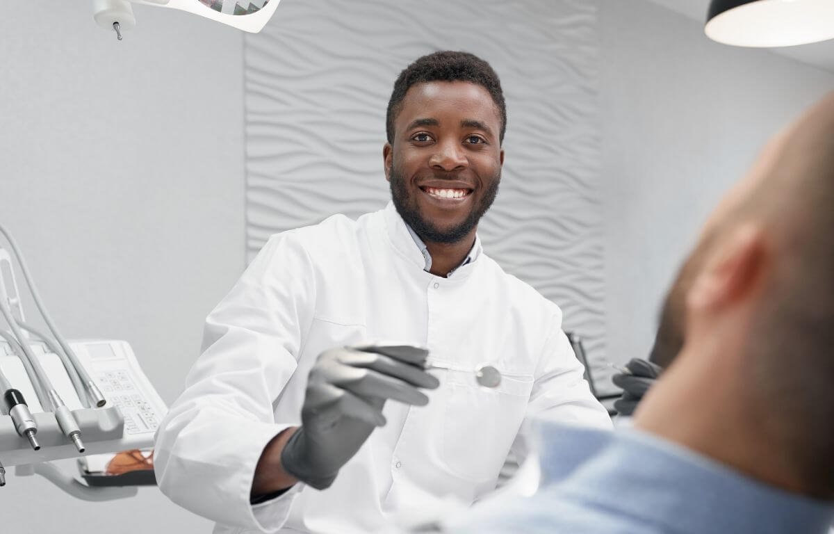 Marketing para dentistas: 5 estratégias para se tornar referência na sua área